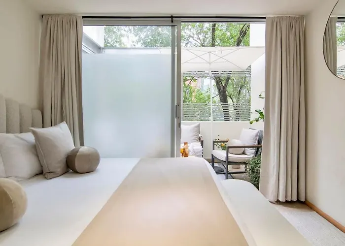 Thoughtfully Curated Condesa With Ac And Terraces